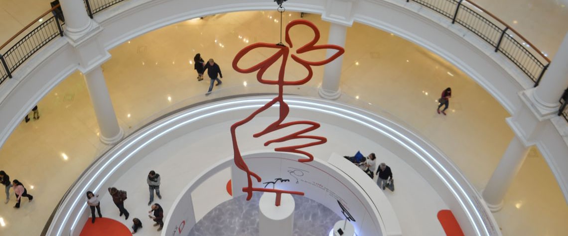 Universo de Niemeyer é destaque em exposição interativa em São Paulo