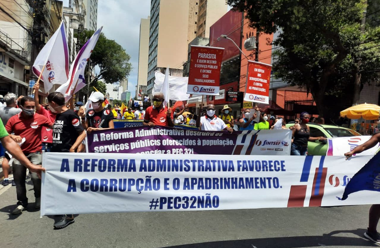 FNA participa de protestos nacionais pela defesa da democracia